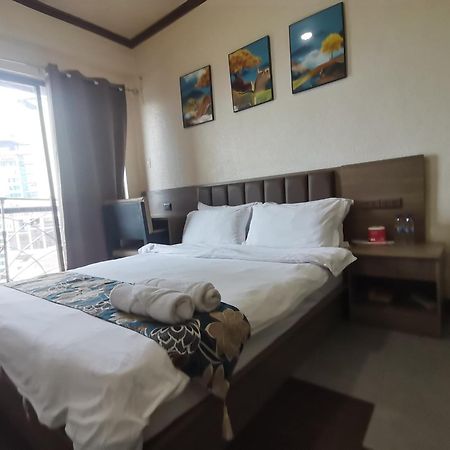 Passion Makati Aparthotel Makati City Eksteriør bilde