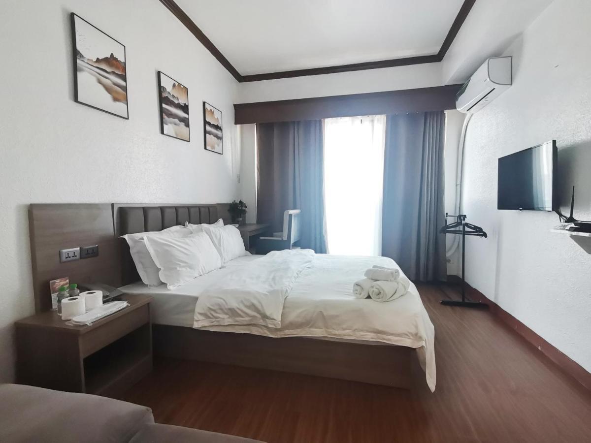 Passion Makati Aparthotel Makati City Eksteriør bilde