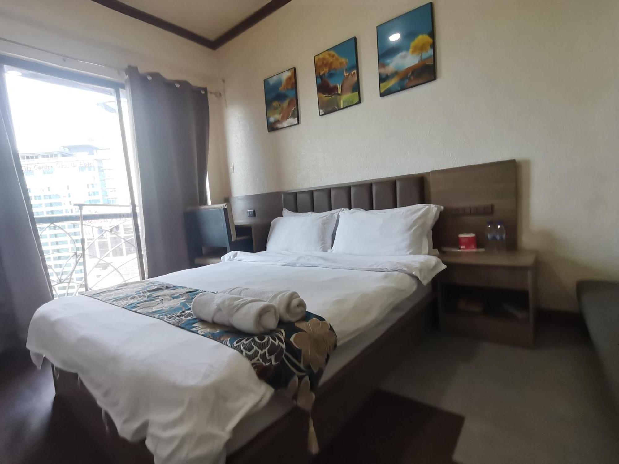 Passion Makati Aparthotel Makati City Eksteriør bilde